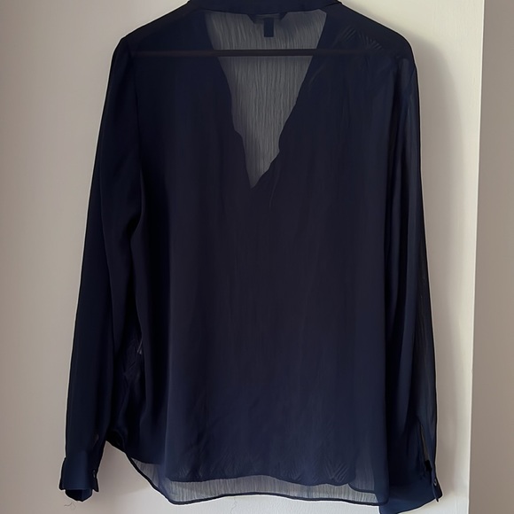 Banana Republic navy size XL Sheer Embroidered Blouse - Picture 3 of 9